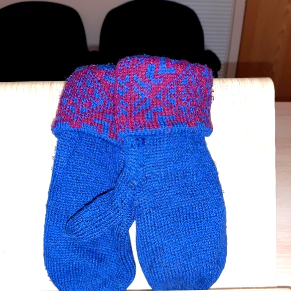 Pair of Vintage Mitaines - Picture 3 of 6